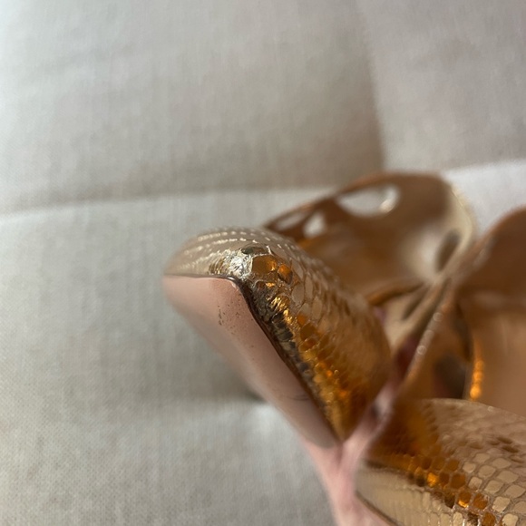 Aquazzura Gold Metallic Heels with braided detail - Picture 7 of 16